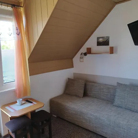 Nad Baltykiem Homestay Rewal